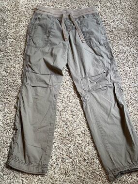 Vintage Gap Women’s Cargo Pants